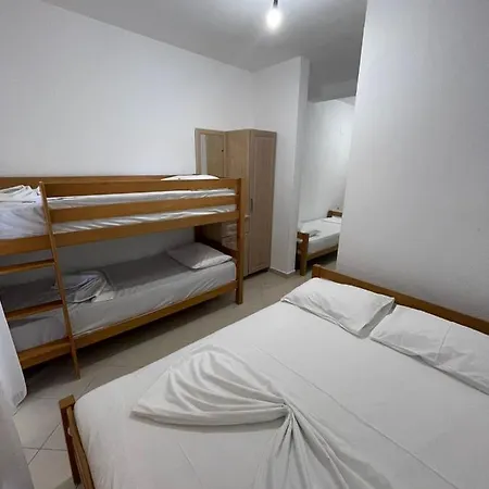 Peja Apartahotel Velipojë