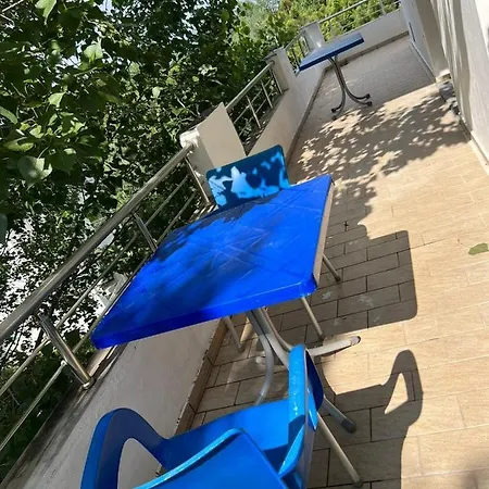 Apartahotel Peja Velipojë